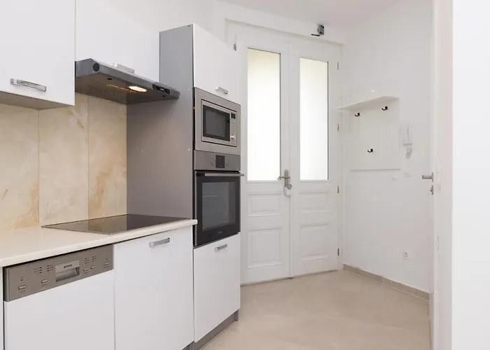 Donaustadt Special 1220 Apartament